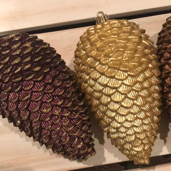 Set of 3 XL Vintage Pinecone Ornaments - Picture 14 of 16
